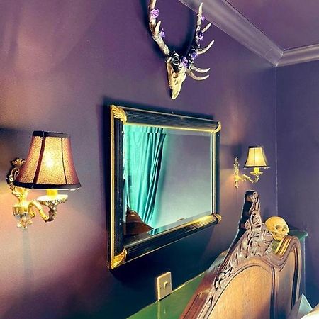 שנקלין Emerald Healing Centre - Hotel & Retreat מראה חיצוני תמונה